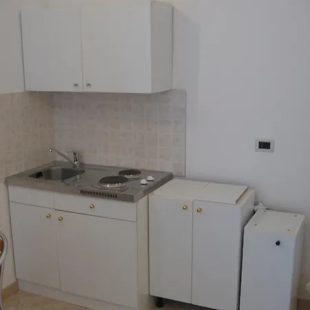 Gostinjska kuća Caterina 3*