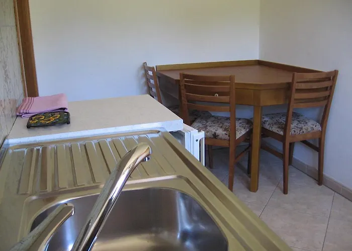 בית הארחה Caterina 3*