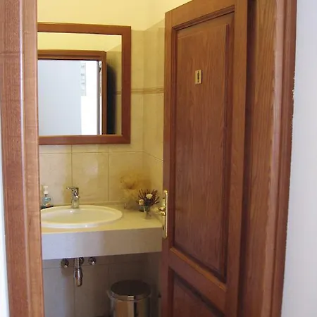 Caterina 3* פורץ