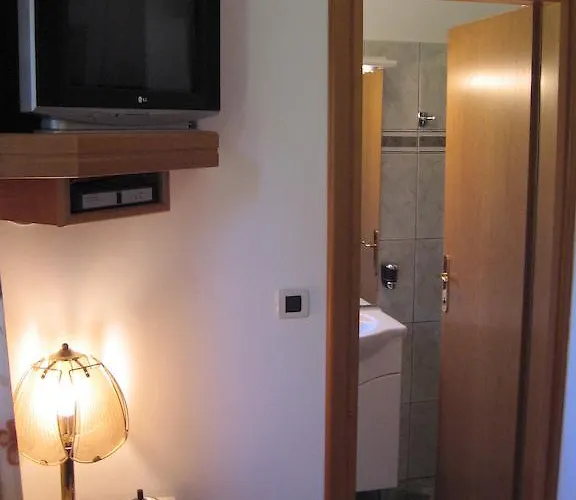 Πανσιόν Caterina Πόρετς